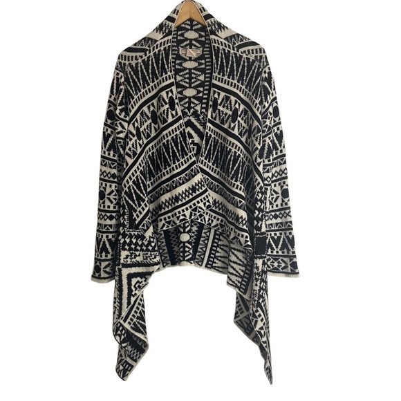 Flying Tomato Open Cardigan Duster Black White Aztec Southwestern Geometric Sz M - Picture 1 of 9